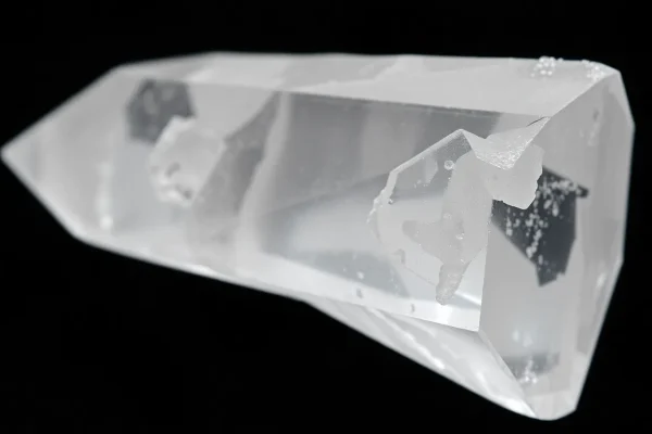 Rock Crystal (Variety) – Clear Quartz Encyclopedia Entry