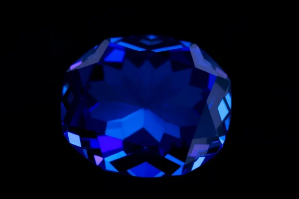Cordierite (Iolite) – Gemstone Meaning, Properties, and Buying Guide