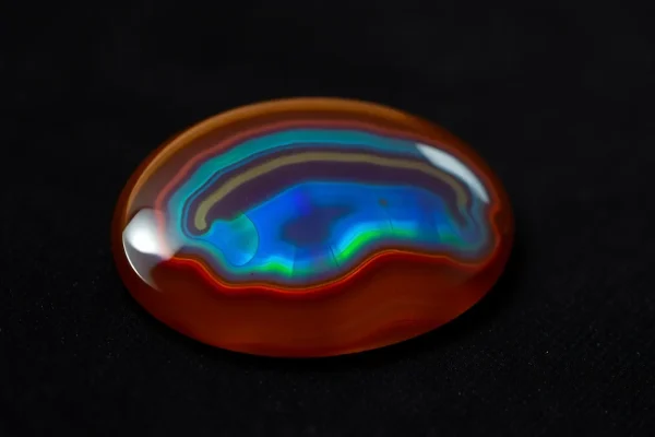 Fire Agate (Iridescent Variety) – Gemstone Encyclopedia