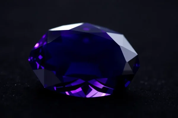 Sugilite – Violet Gemstone Meaning, Properties, and Buying Guide