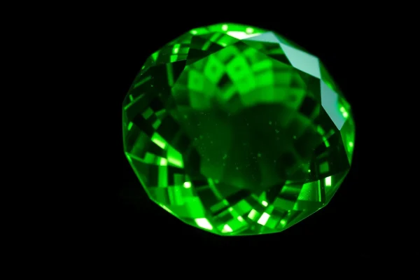 Triphane (Variety) – Gemstone Encyclopedia