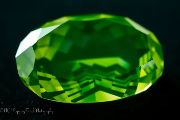 Peridot – Gemstone Encyclopedia Entry