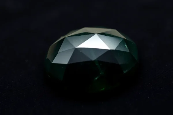Aegirine – Mineral Profile, Meaning, and Gemstone Use